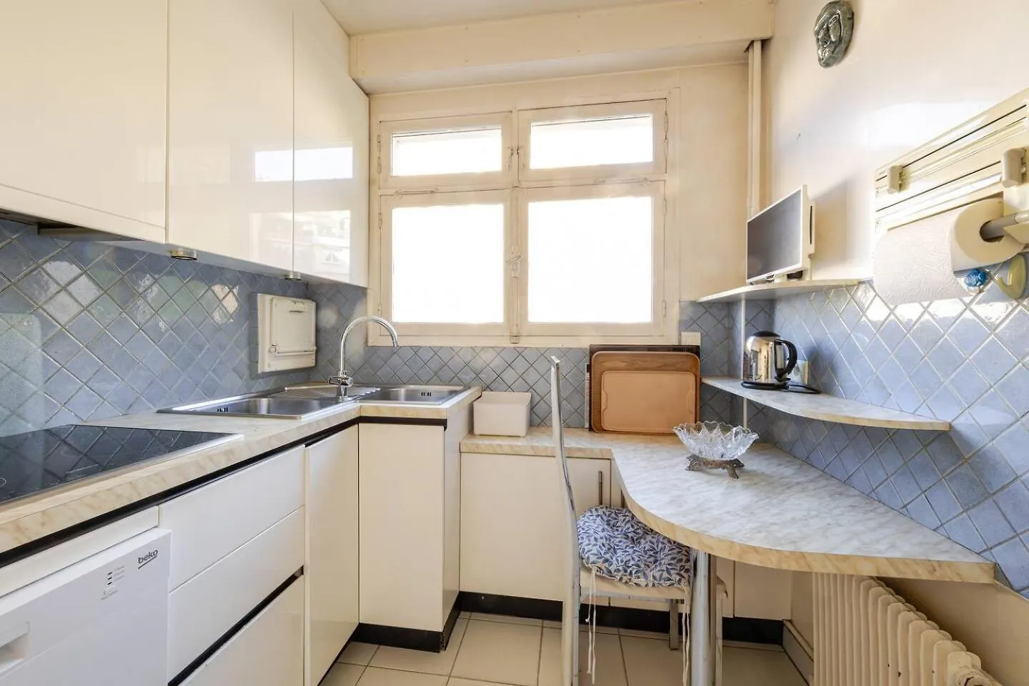 Apartment Entre Tour Eiffel Et Champs Elysees Paris